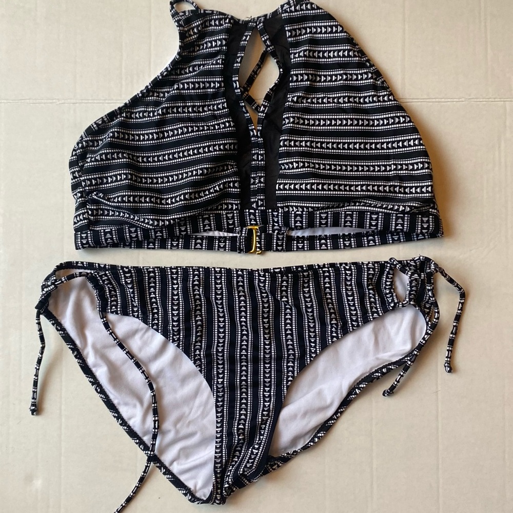 Time and Tru High Neck Black and White Bikini Set